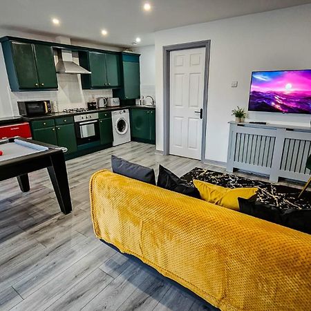 Modern City Centre Apartment Belfast Esterno foto