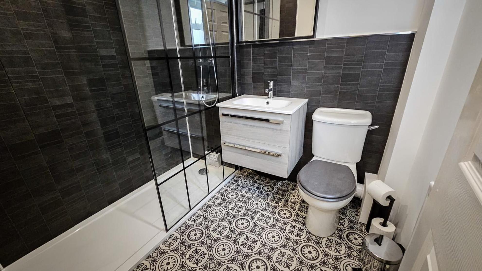 Modern City Centre Apartment Belfast Esterno foto